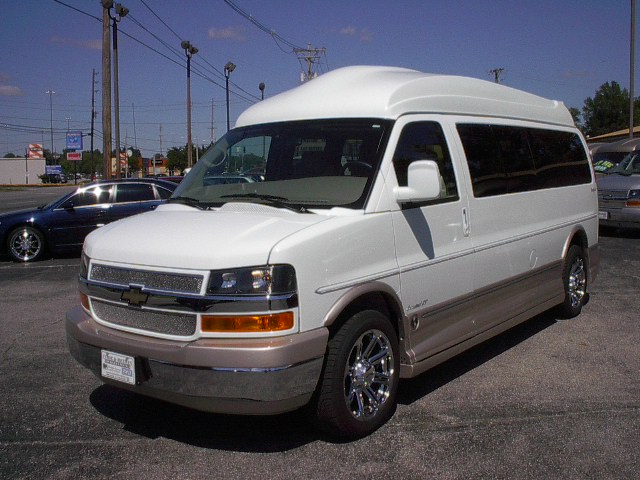 Nine Passenger Luxury Van