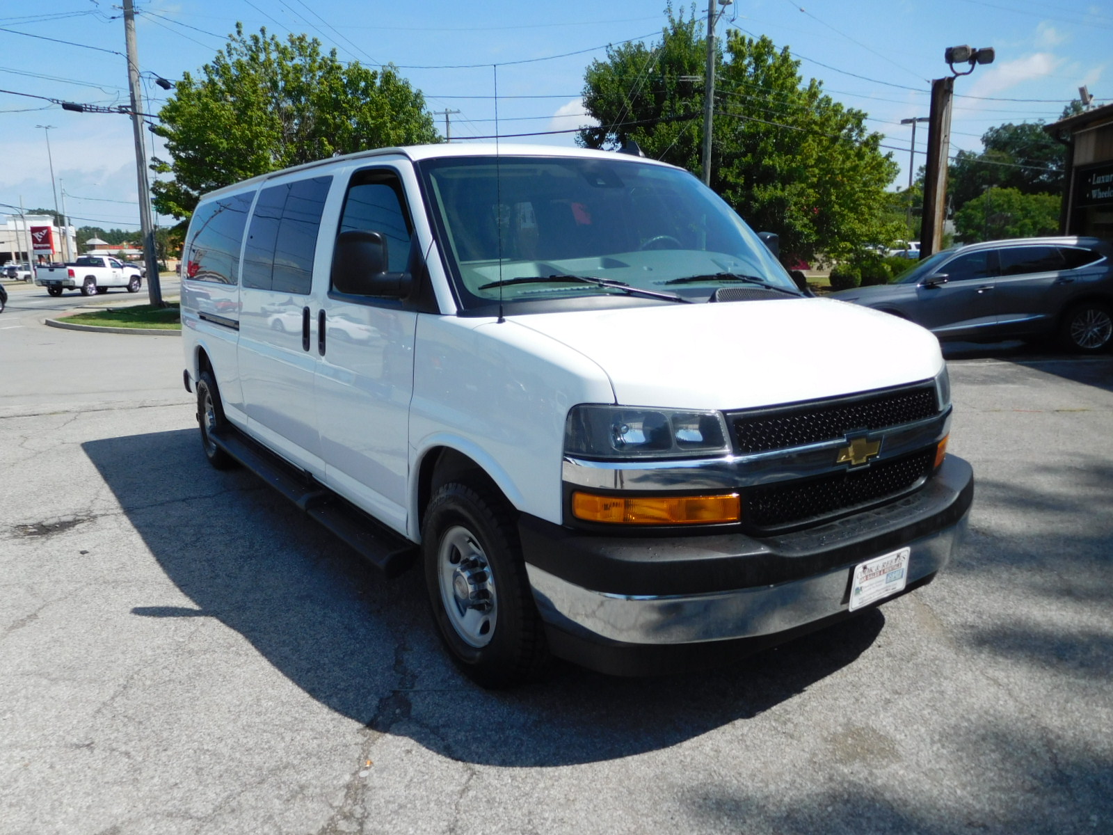 19 Chevy Express 3500 12 passenger