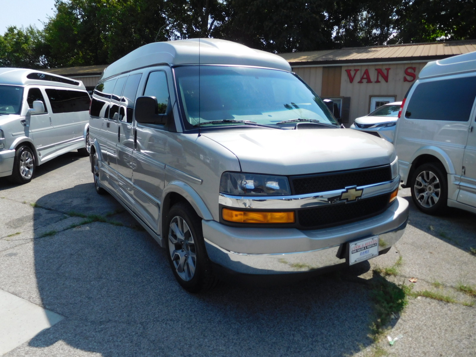23 Chevy Express 9 Passenger Explorer Limited SE