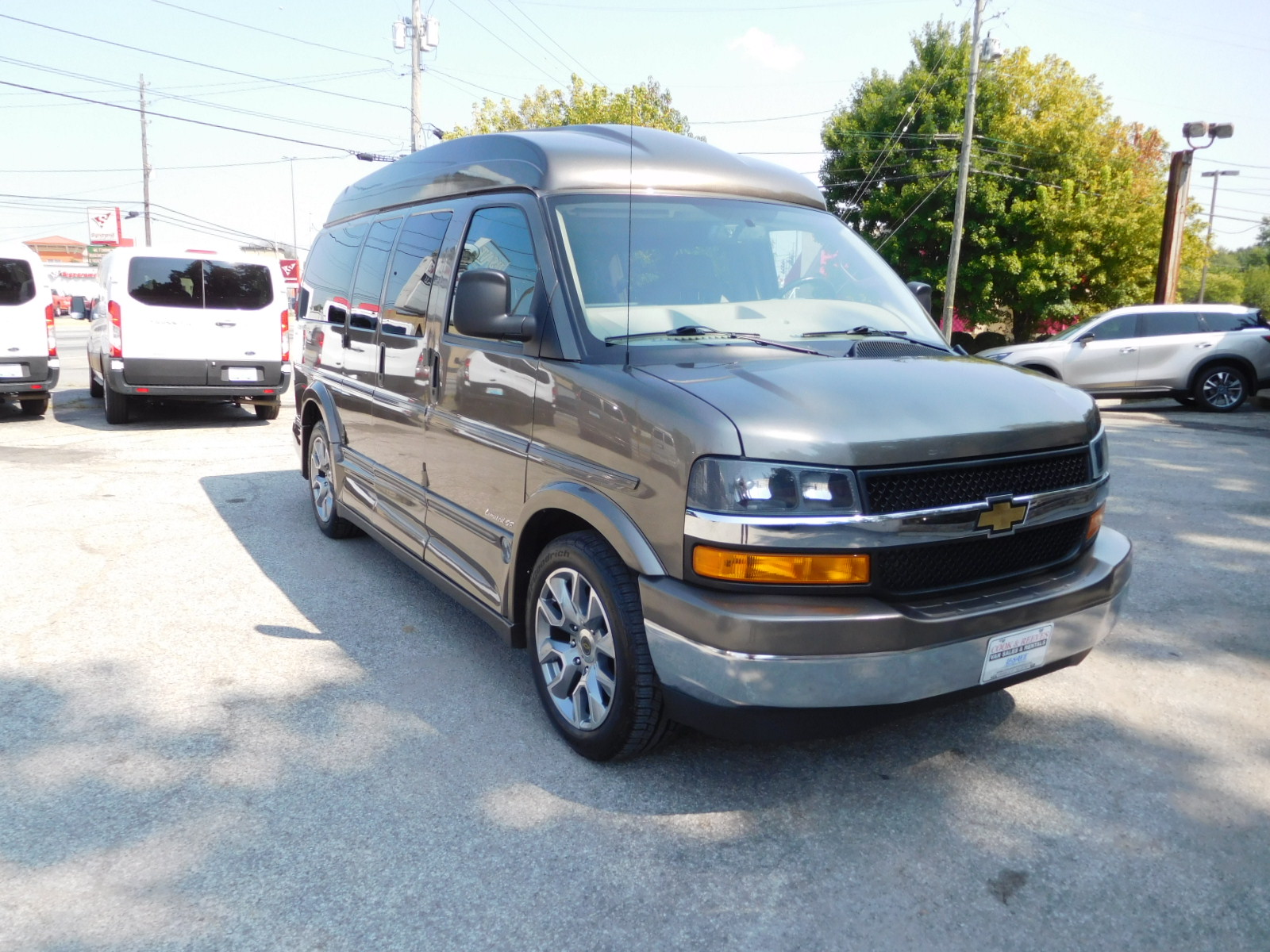 23 Chevy Express Explorer Limited SE