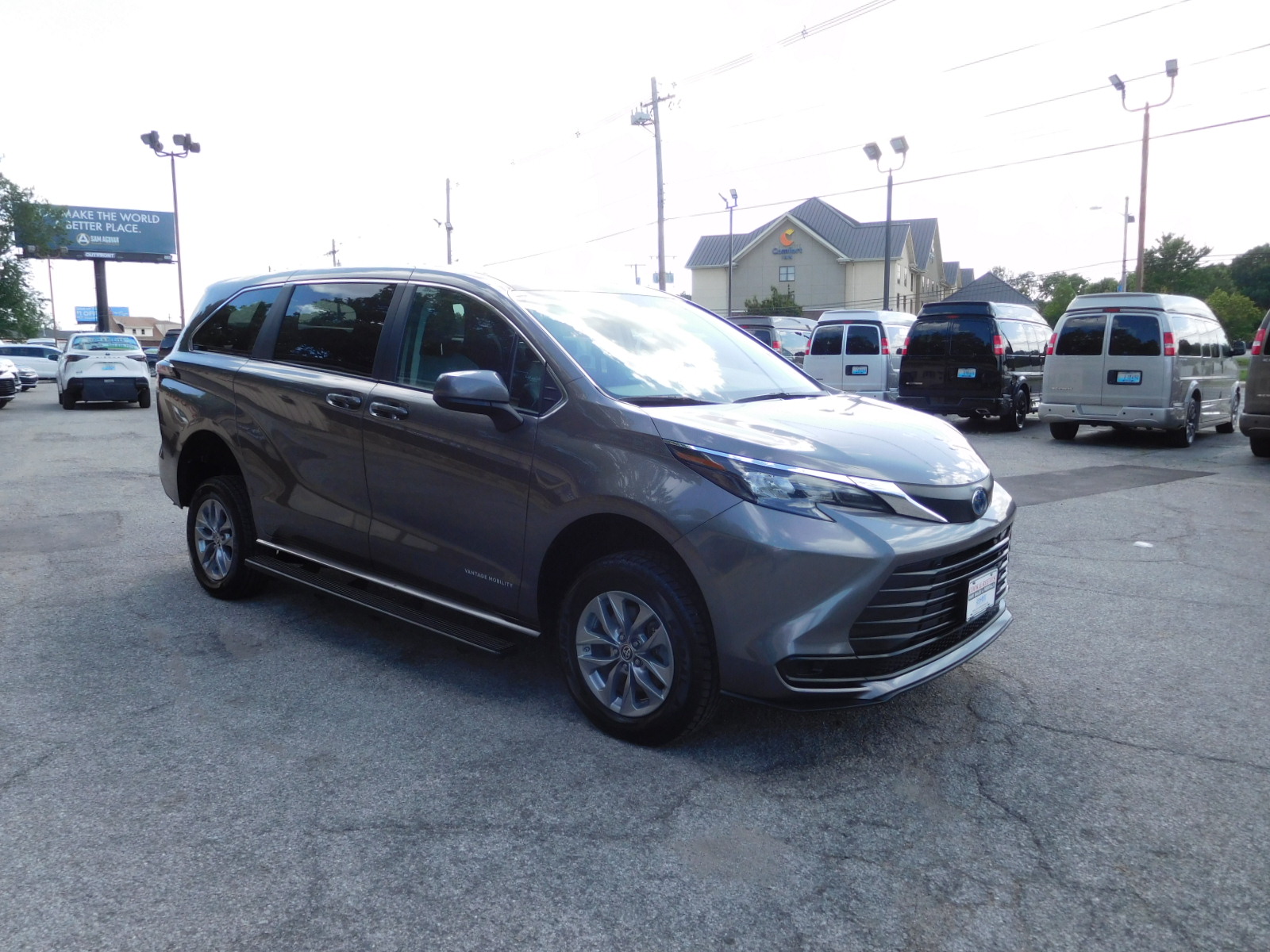 24 Toyota Sienna VMI wheelchair accessible van
