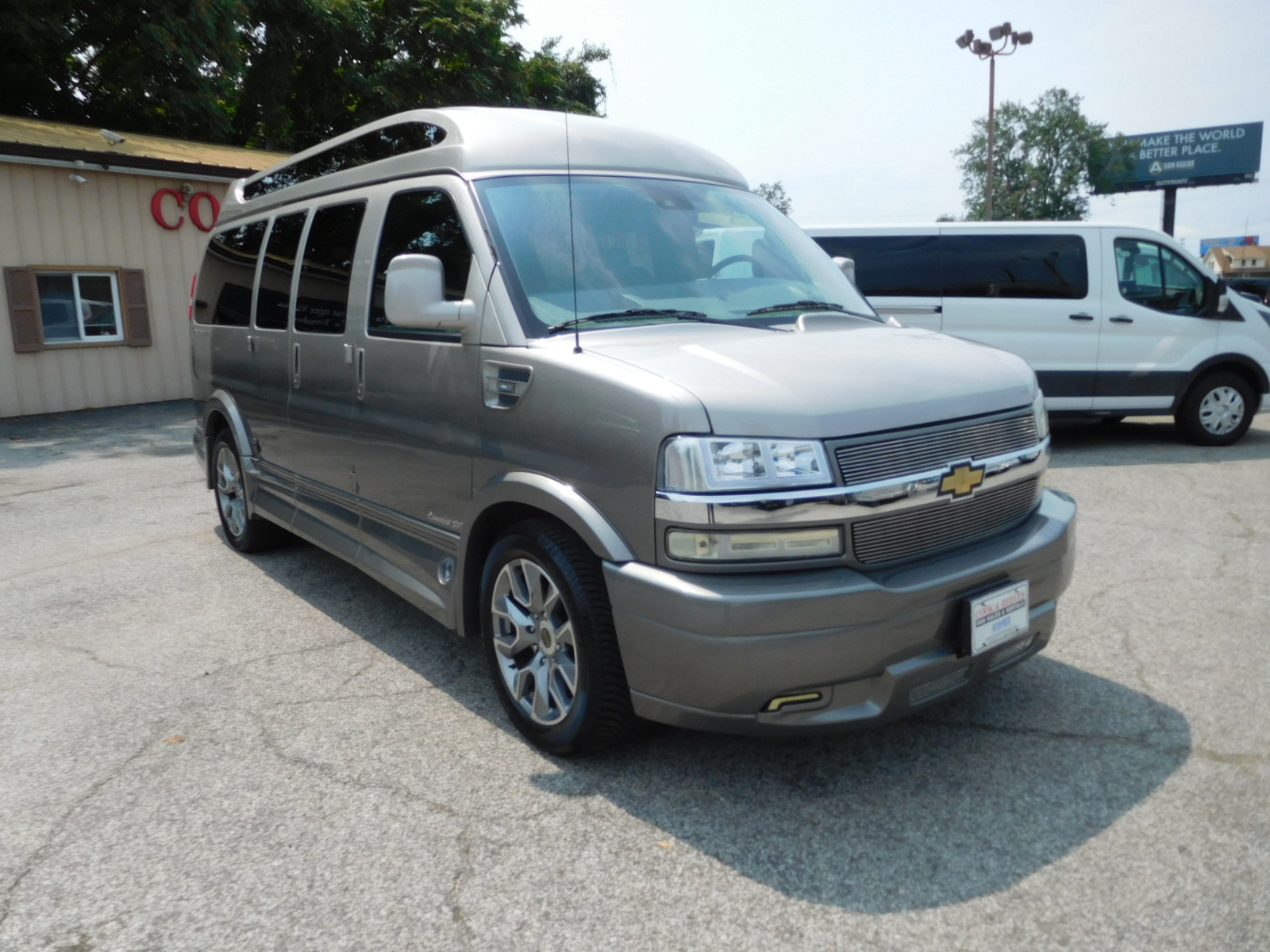 24 Chevy Express Explorer Limited SE Sport