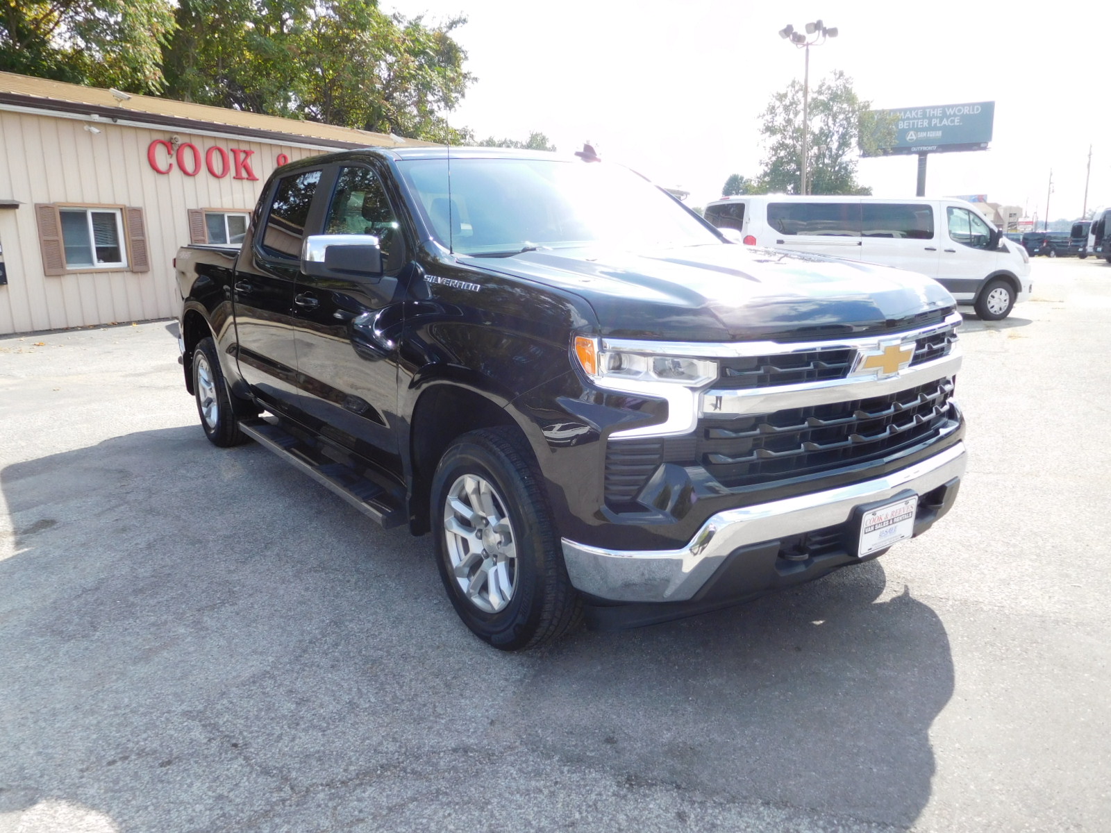 22 Chevy Silverado Crew Cab 4x4